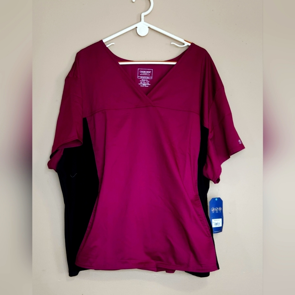 Cherokee Workwear Revolution Women Purple/Black Top Sz 5XL 2 Pockets